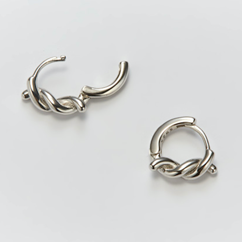HEI Mini Knot Earring (White / Gold)